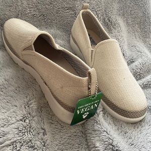 BOBS Flexpadrille Hi - Pleasant Harmony. Women’s Size 10. Machine Washable. NBW